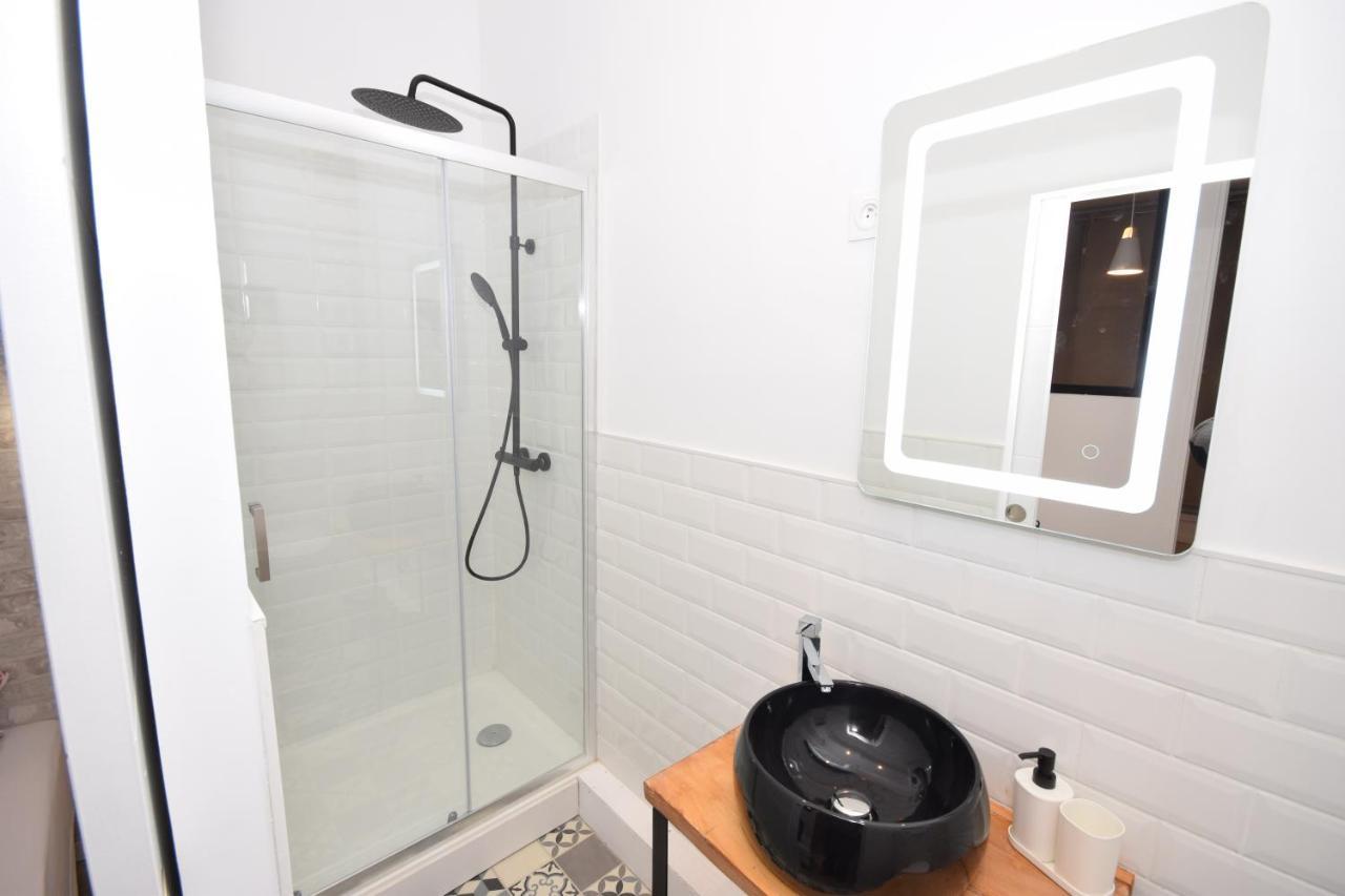 Chic Appart Design - Hyper Centre - Tramway - Free Wifi - Lerelaisdodile12 Valenciennes Zewnętrze zdjęcie